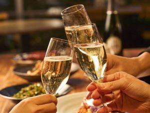 フージンツリー原宿クエスト_シャンパン